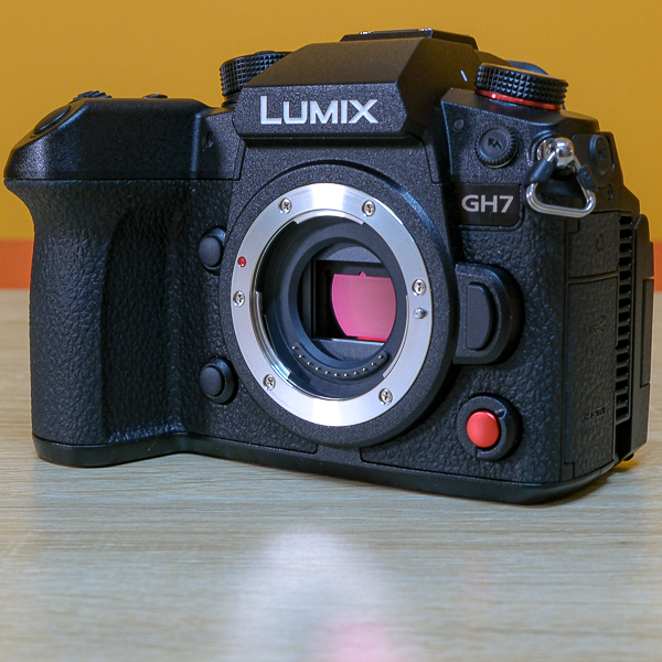 Panasonic Lumix GH7: la Micro Quattro Terzi top di gamma completa