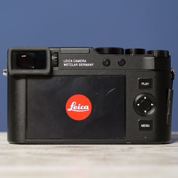 Leica D-Lux 8