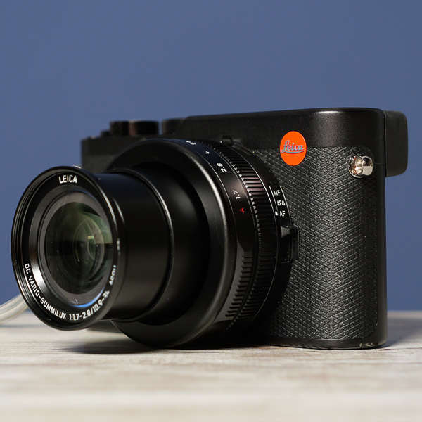 Leica D-Lux 8