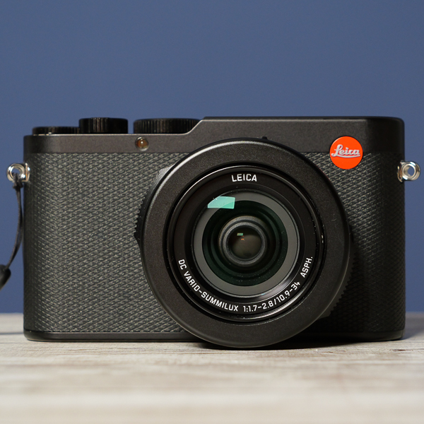 Leica D-Lux 8