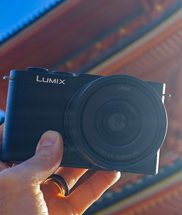 Mirrorless Full Frame Compatta Panasonic Lumix S9